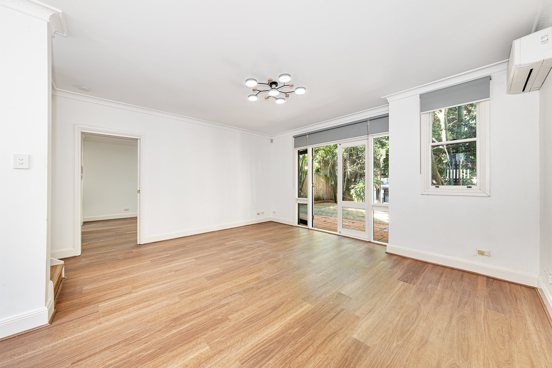 7 Artlett Street