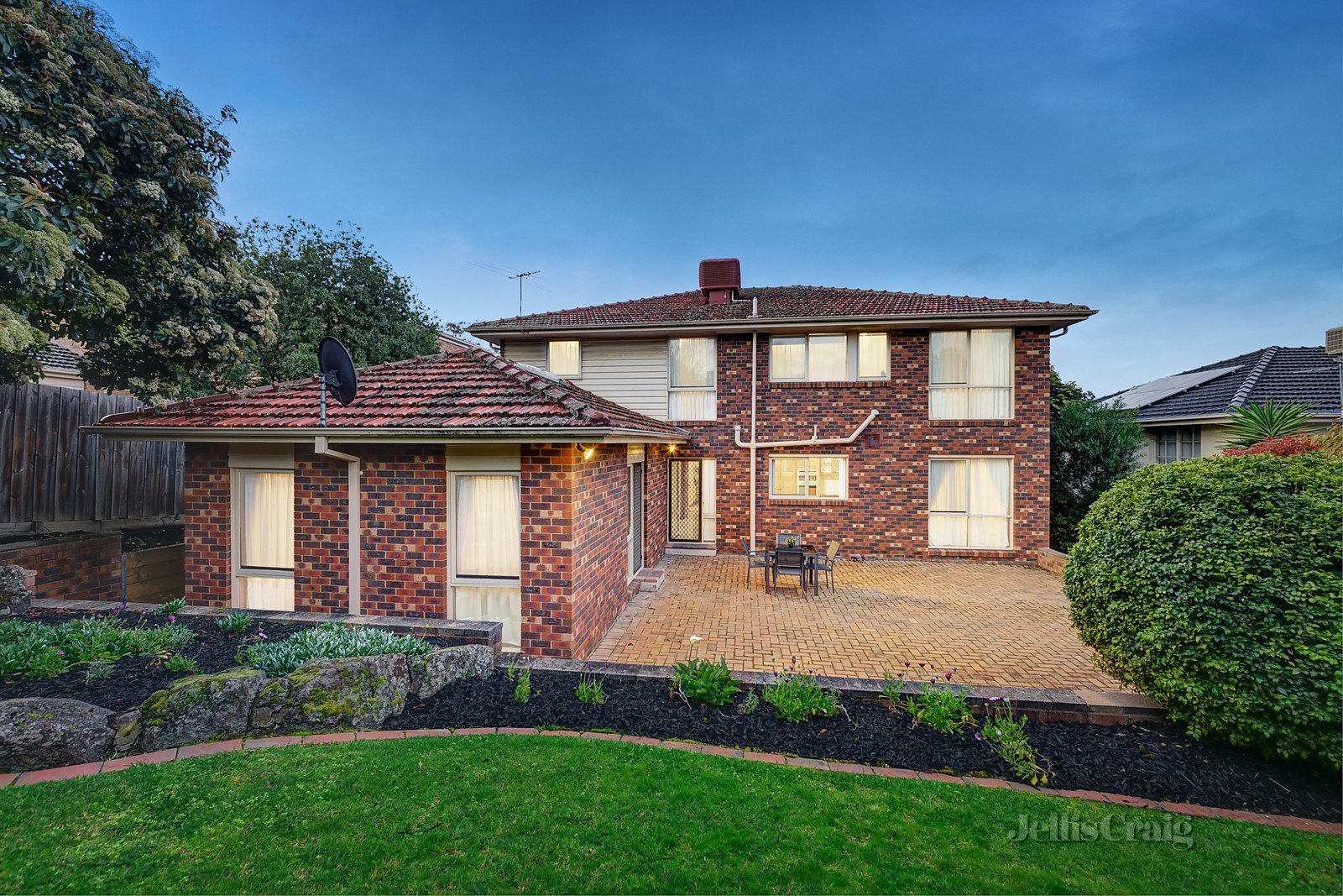 7 Ashton Rise, Doncaster East image 10