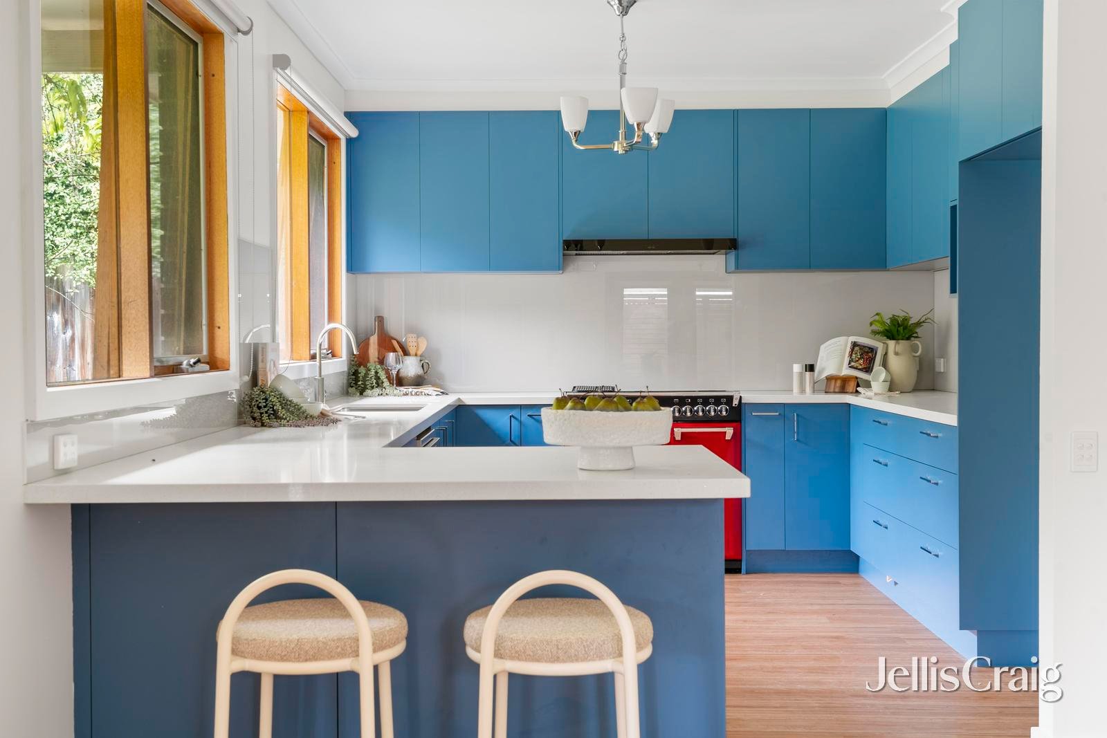 7 Aston Heath, Glen Waverley image 3