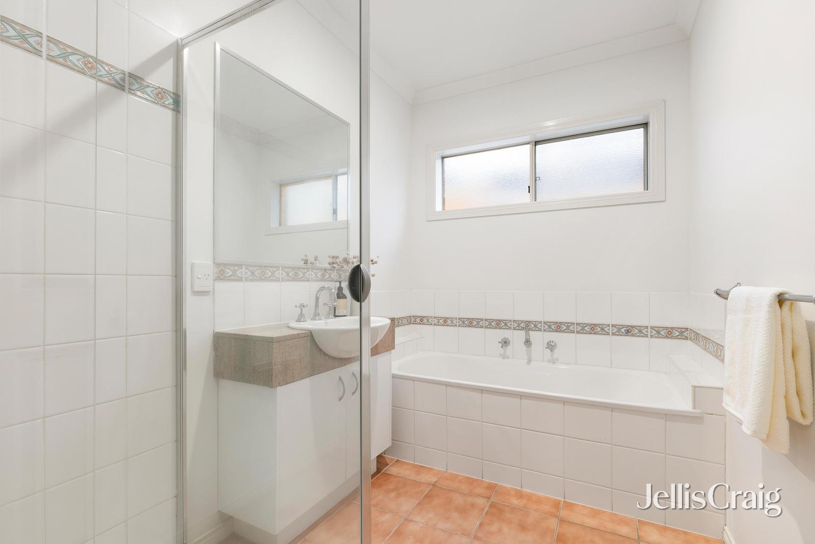 7 Autumn Grove, Mitcham image 5