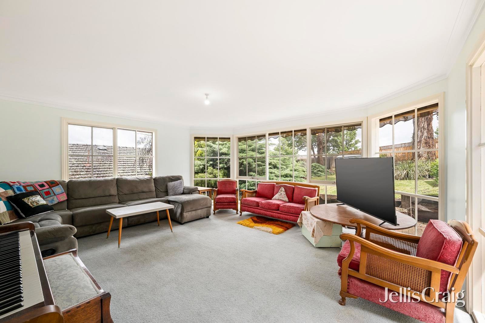 7 Avalon Street, Mooroolbark image 2