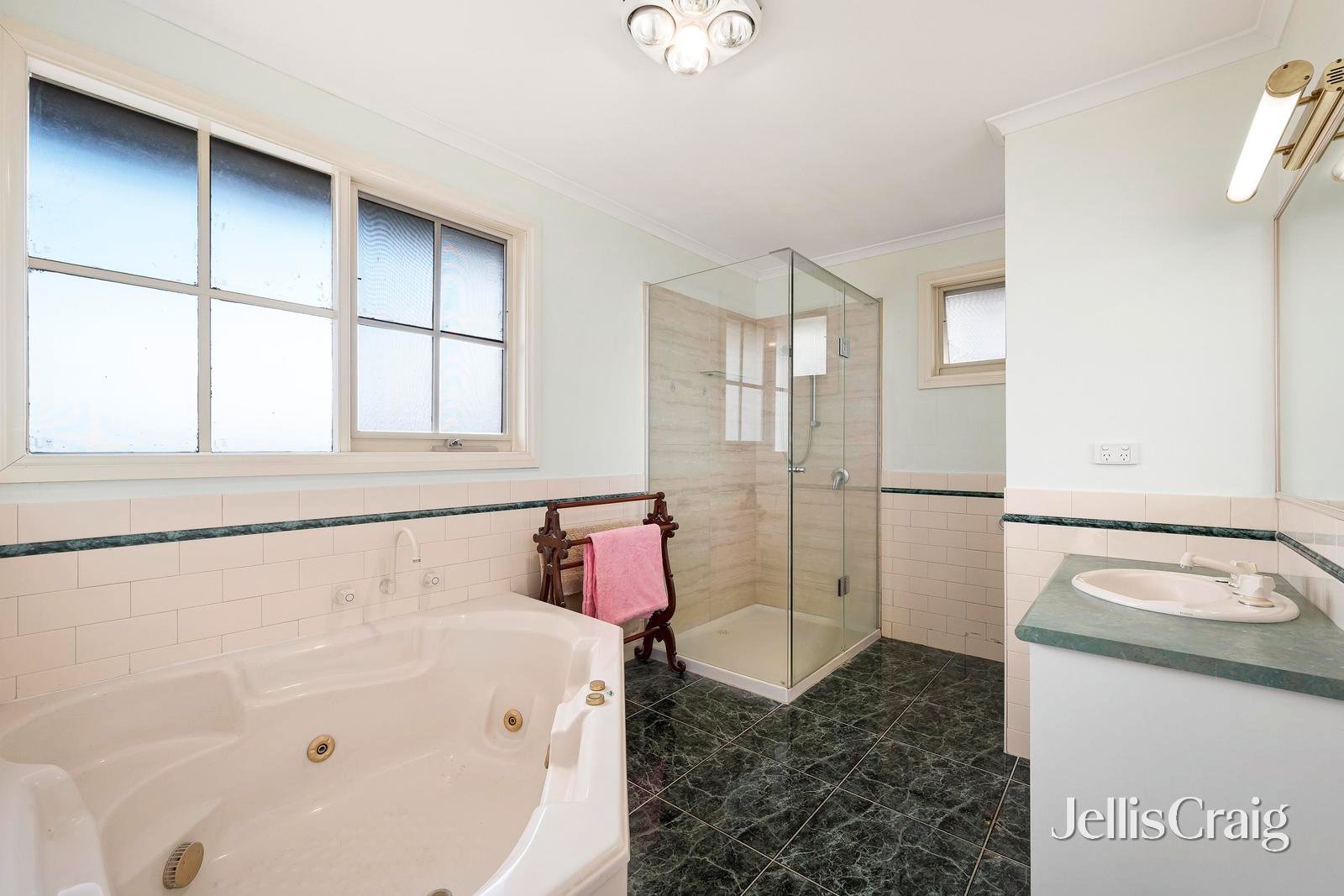 7 Avalon Street, Mooroolbark image 12