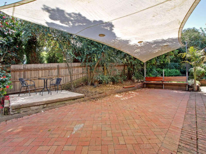 7 Azalea Court, Croydon North image 3