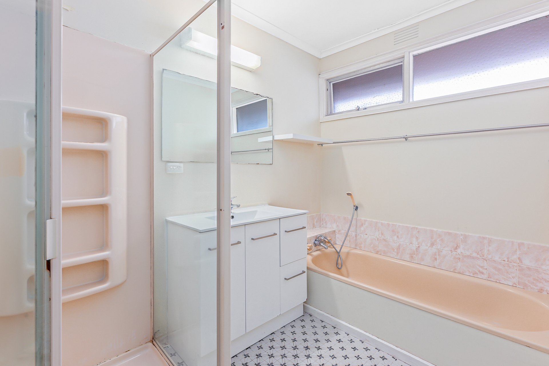 7 Balmoral Court, Glen Waverley image 7