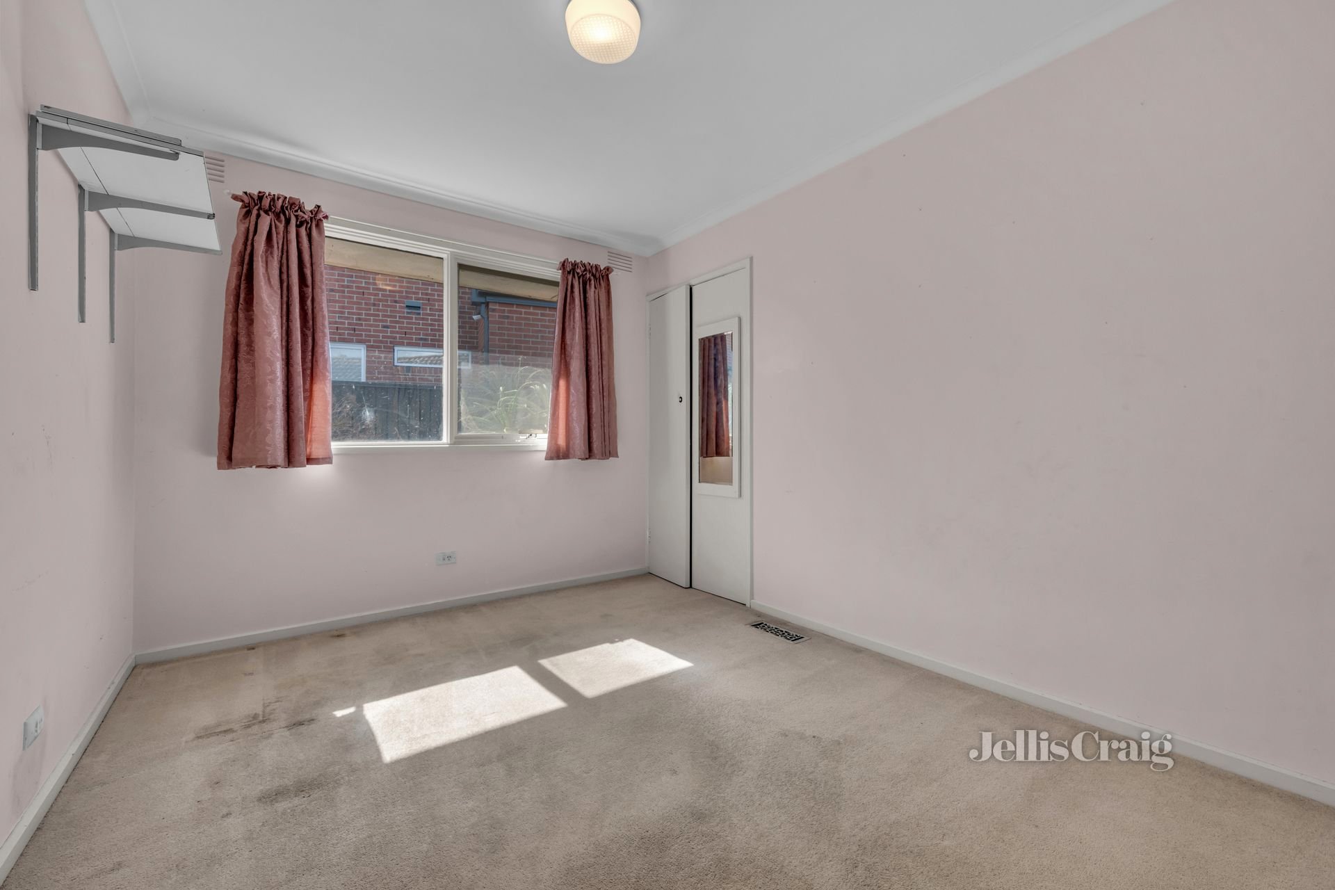 7 Bambra Court, Mount Waverley image 6