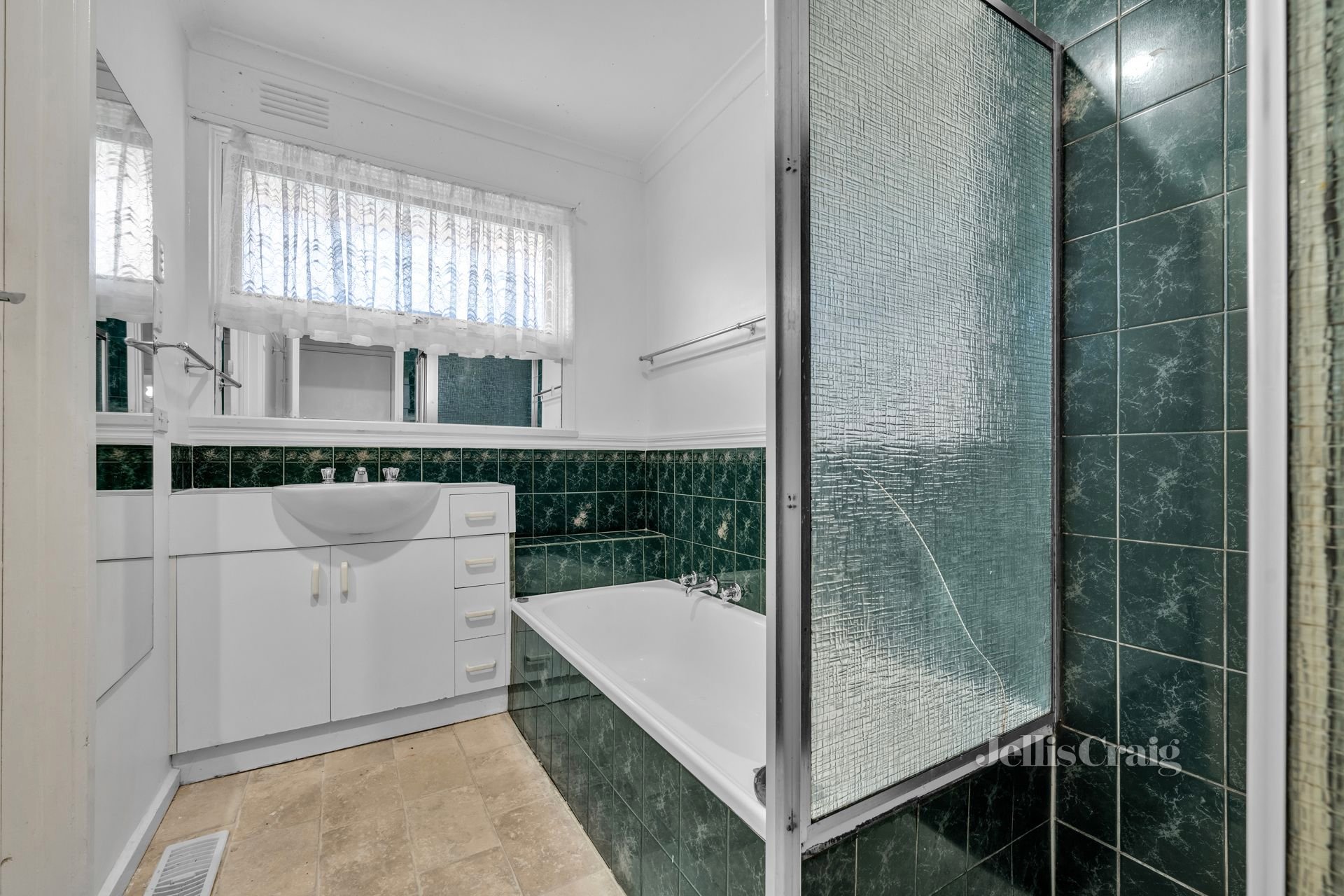 7 Bambra Court, Mount&nbsp;Waverley image 5