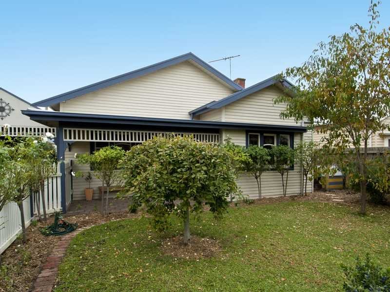 7 Belfast Street, Newtown image 14