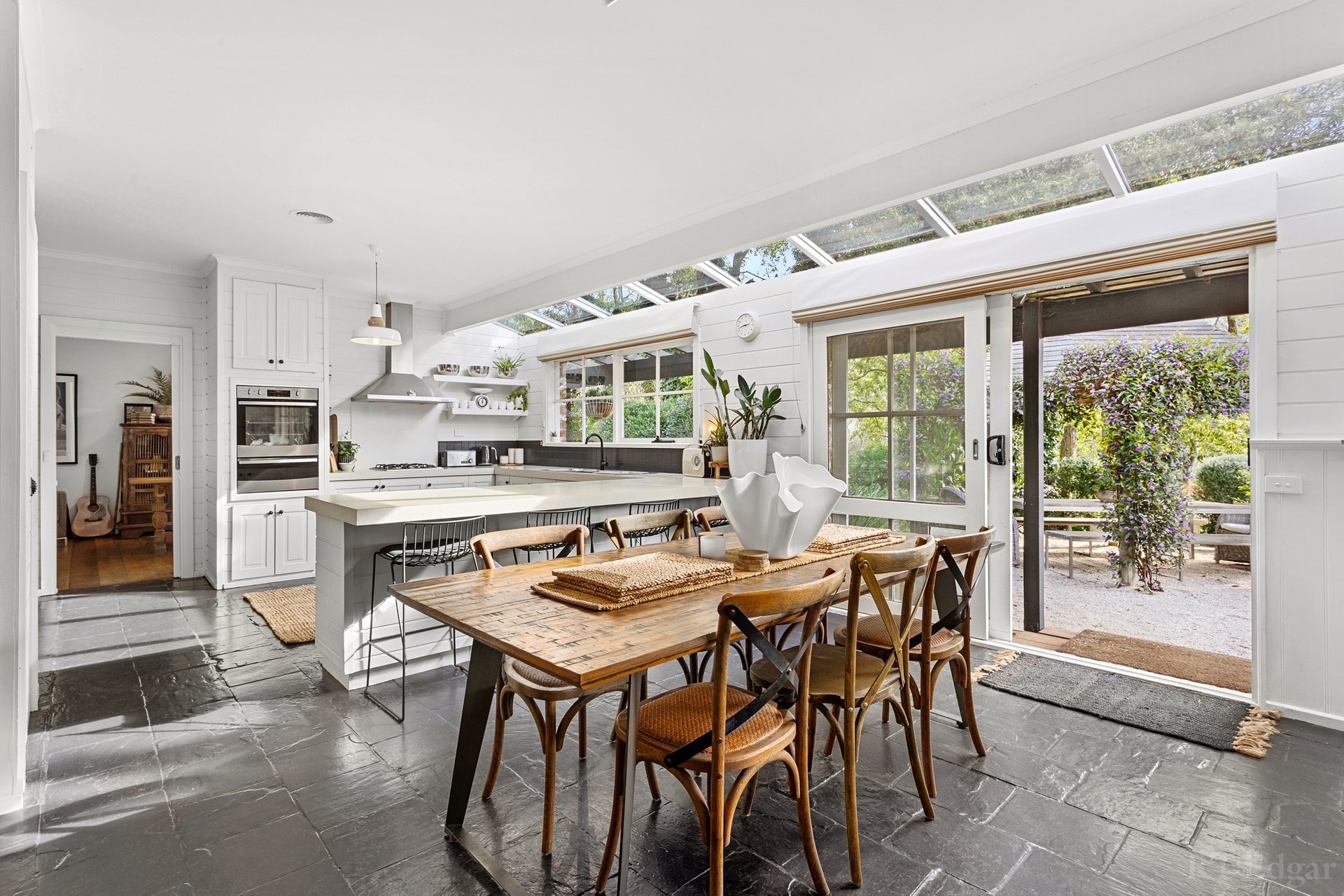 Property Gallery Thumbnail 3