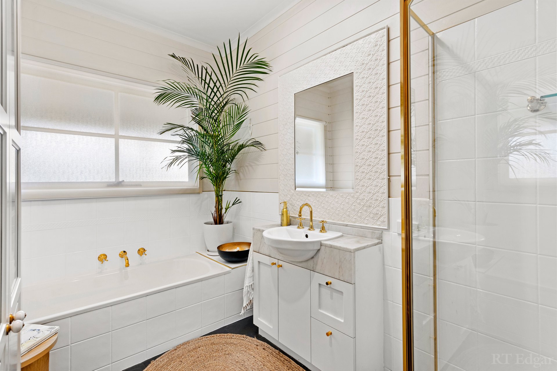 Property Gallery Thumbnail 10