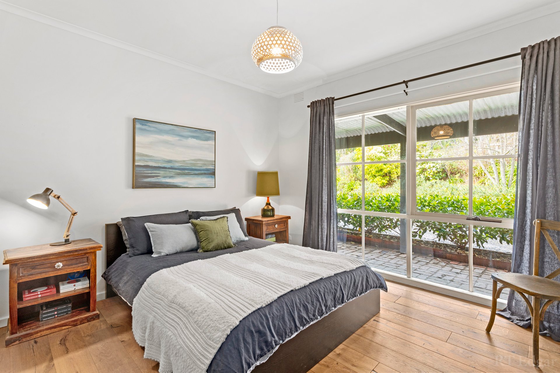 Property Gallery Thumbnail 11
