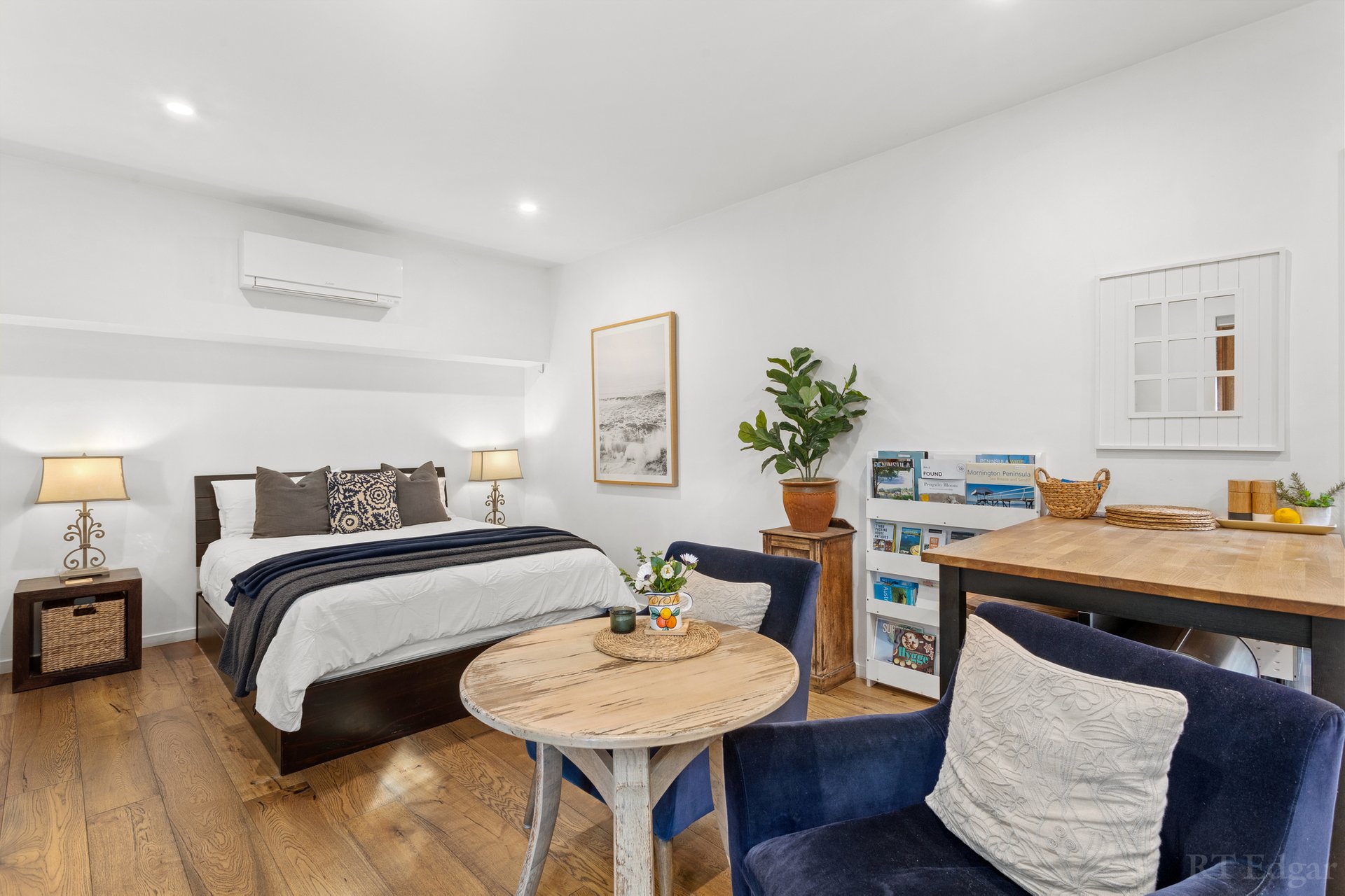 Property Gallery Thumbnail 17
