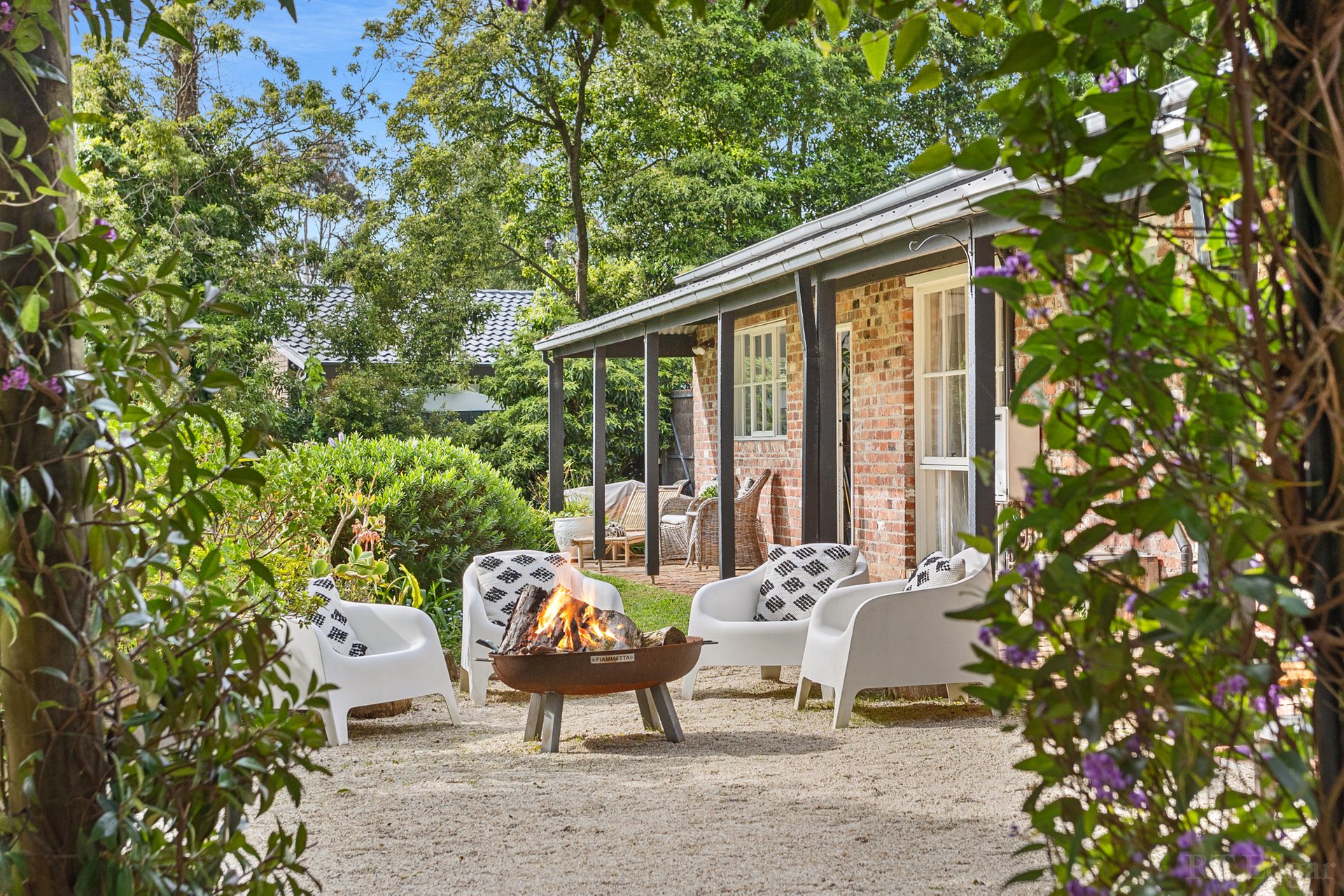 Property Gallery Thumbnail 18