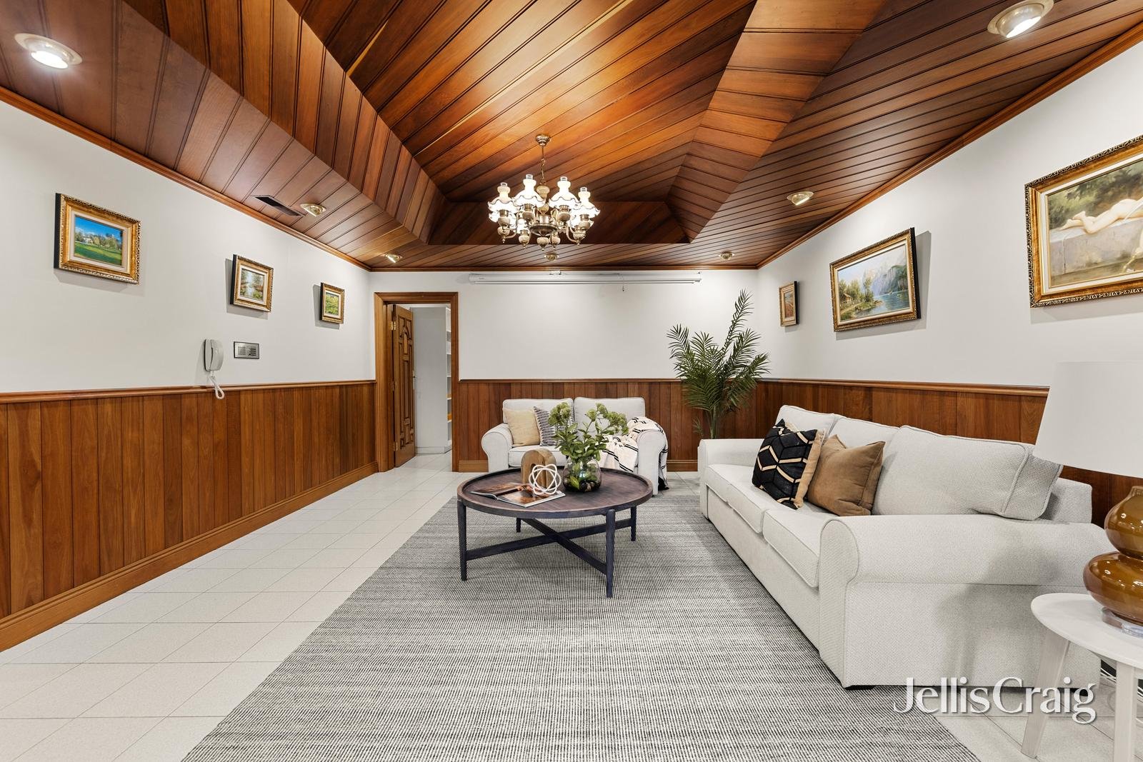 7 Benalong Court, Doncaster image 3