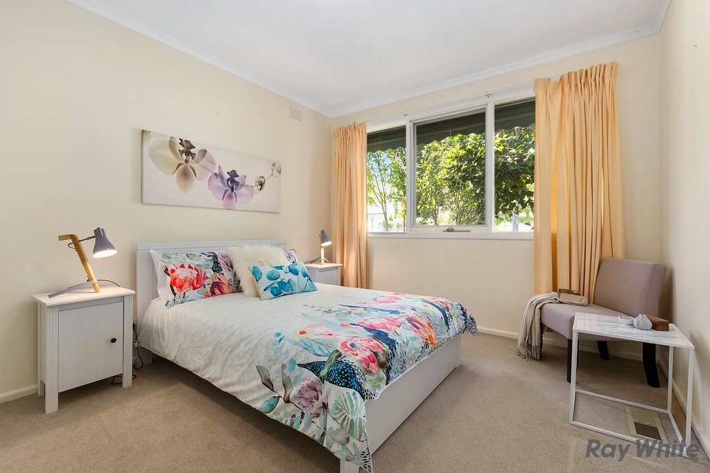 7 Benwerrin Drive, Burwood East image 8