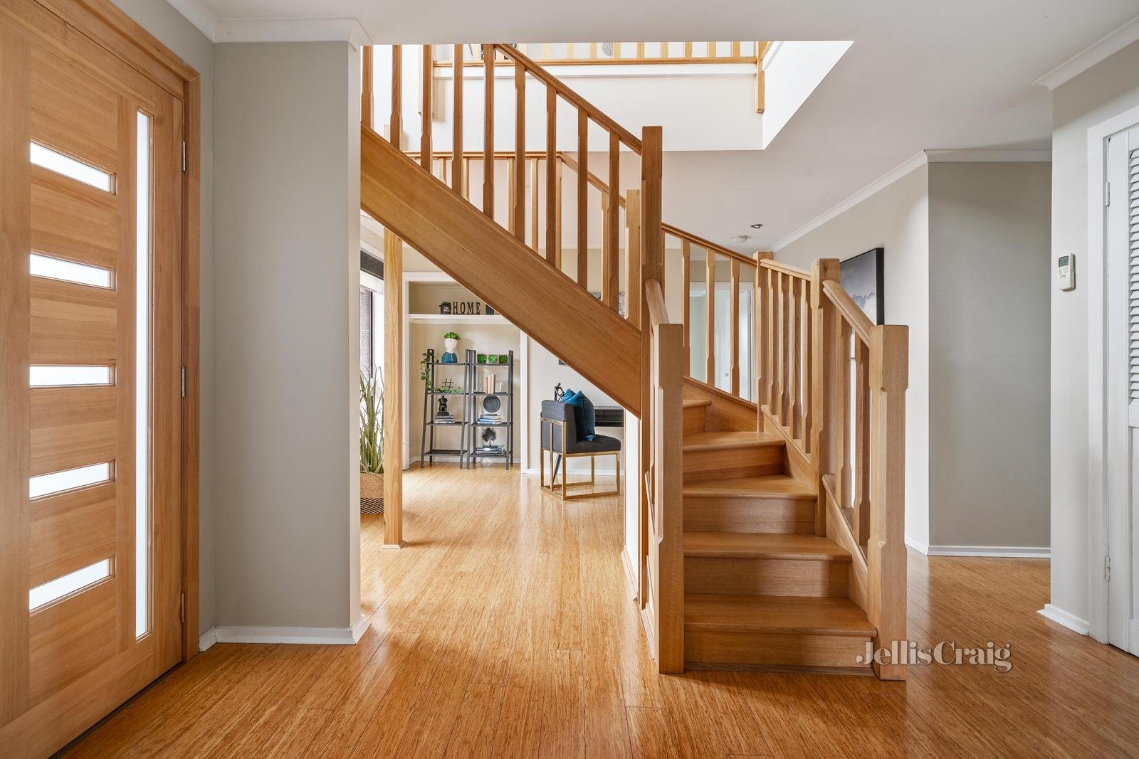 7 Binowee Avenue, Yallambie image 2
