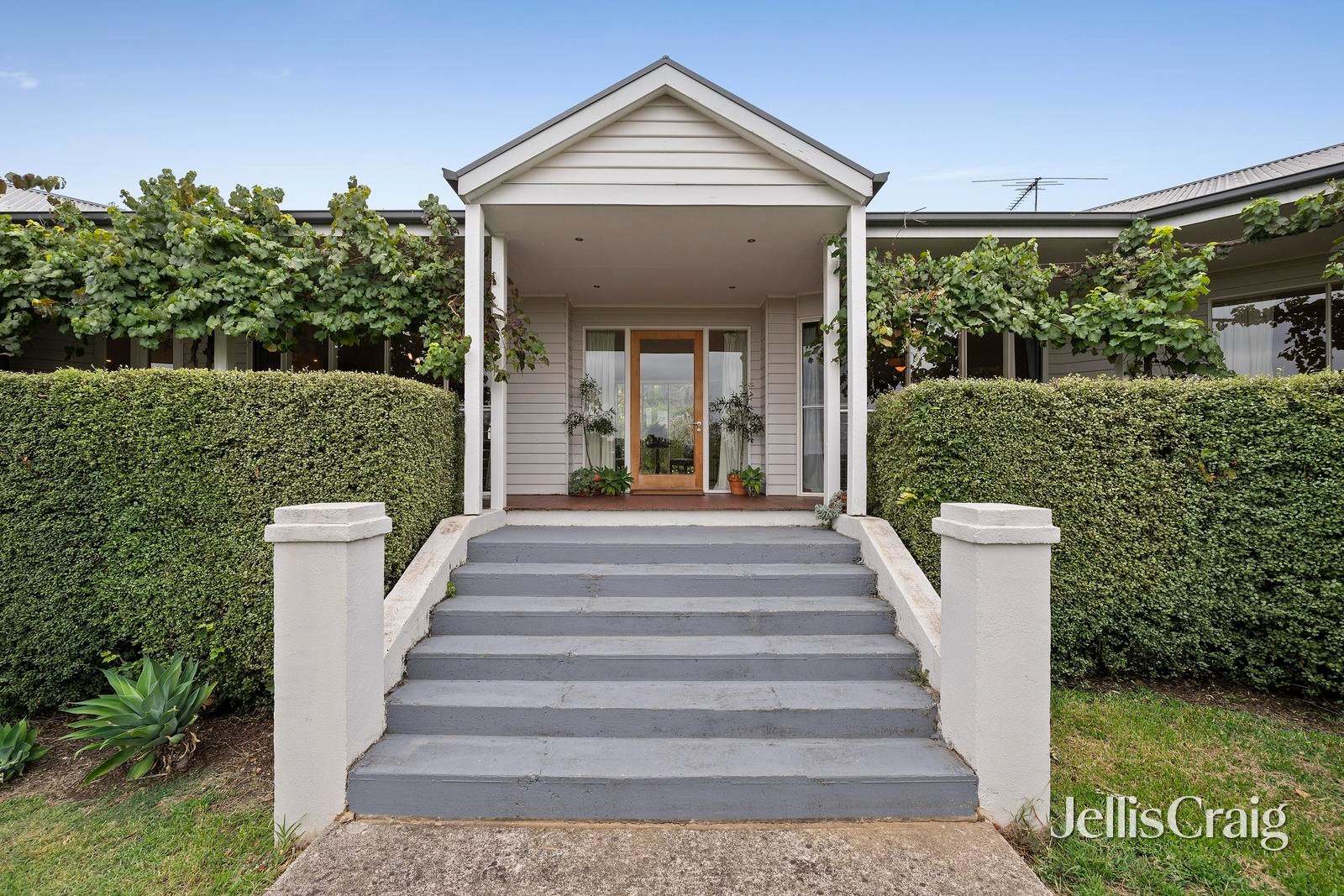 7 Boundary Road, Lilydale image 3