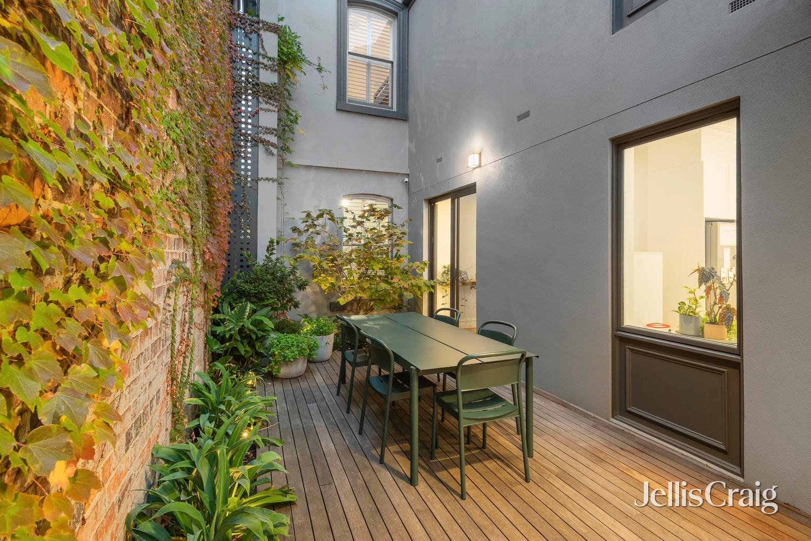 7 Bowen Street, Richmond image 4