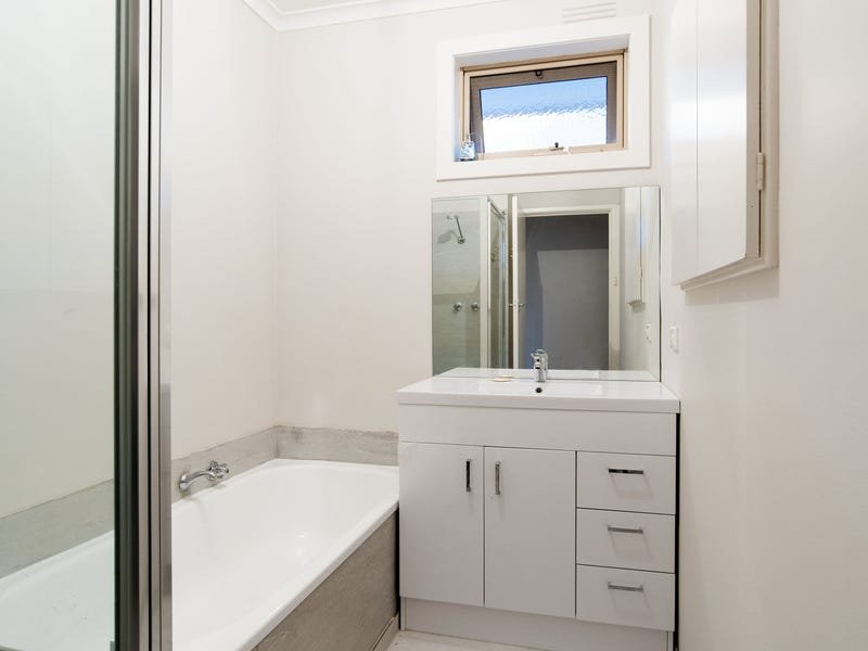 7 Bristol Court, Kilsyth image 10
