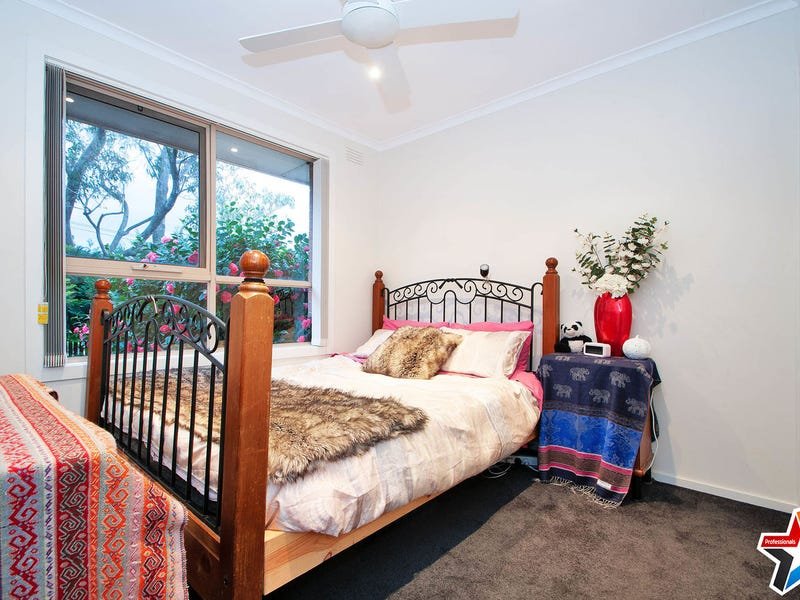 7 Bristol Court, Kilsyth image 7