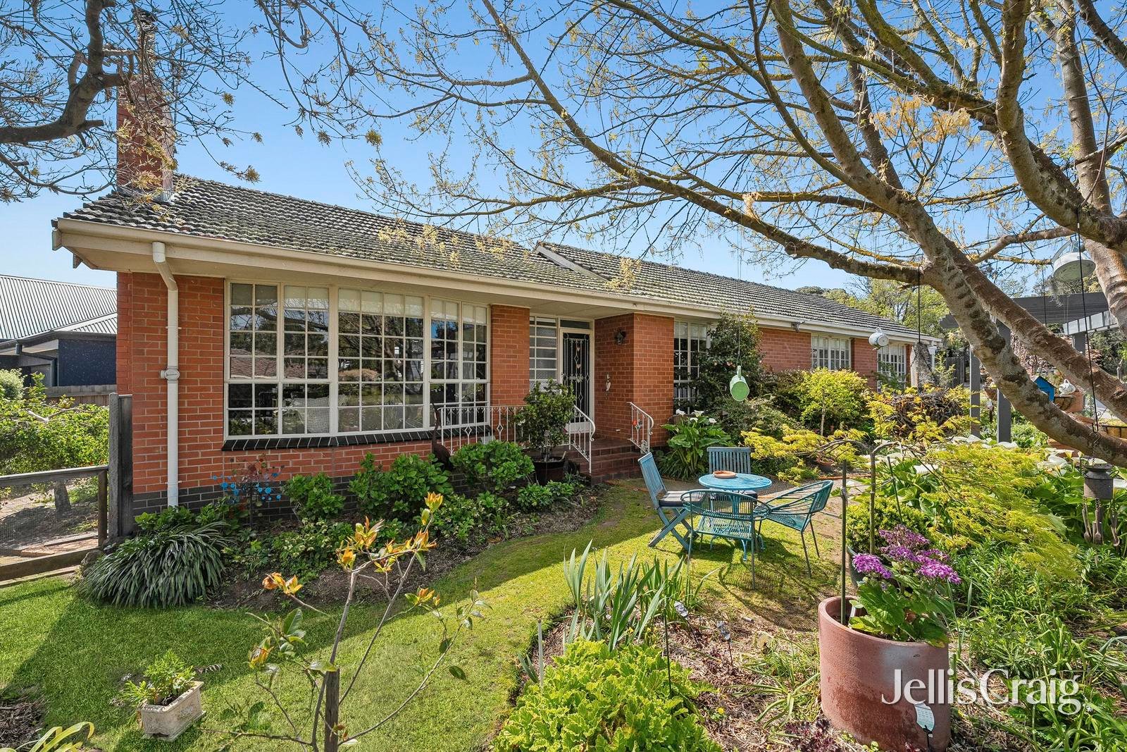 7 Brocka Avenue, Belmont image 2