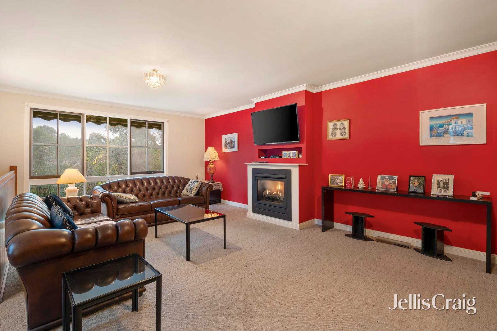 7 Burns Court, Templestowe image 2