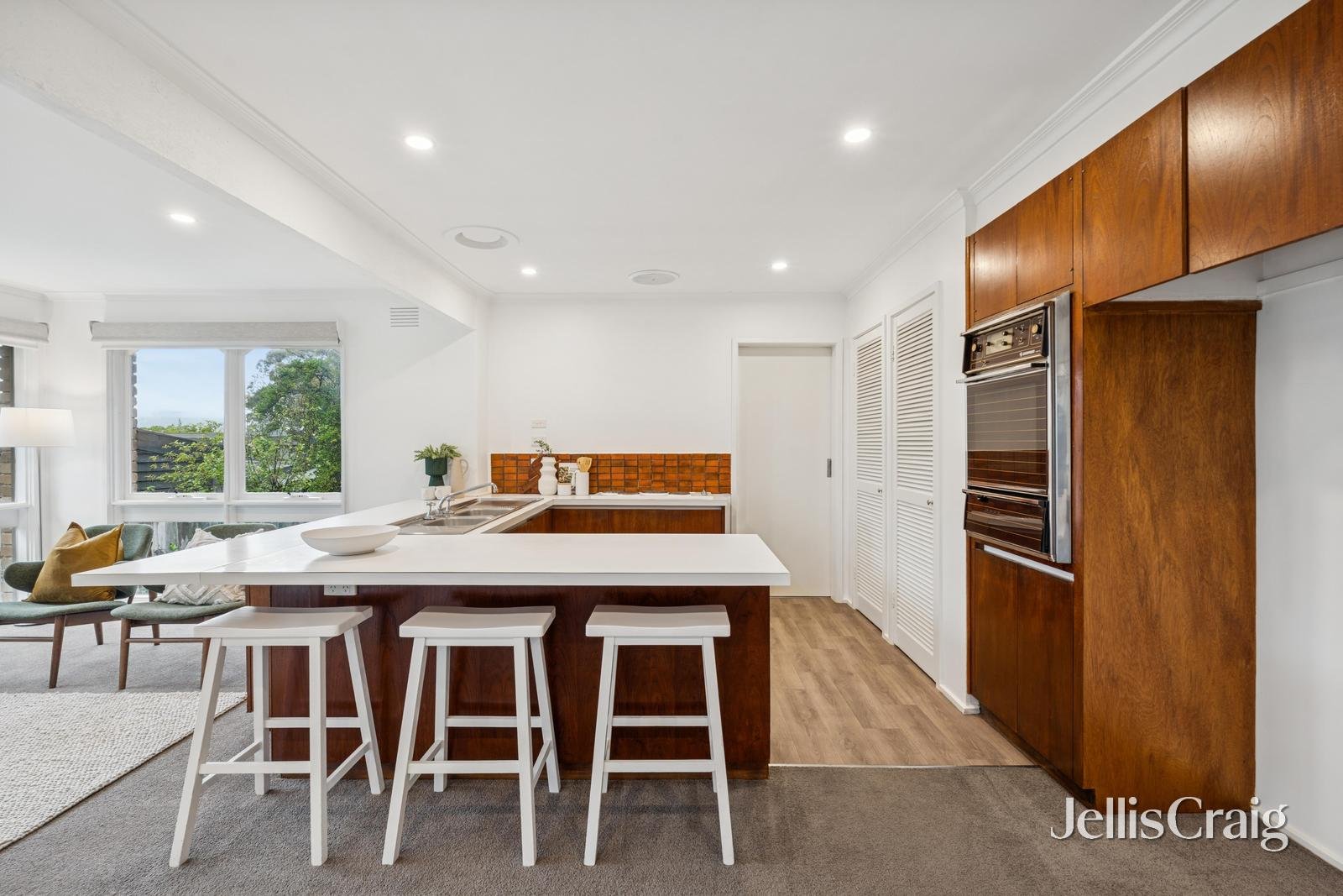 7 Byways Drive, Ringwood East image 4