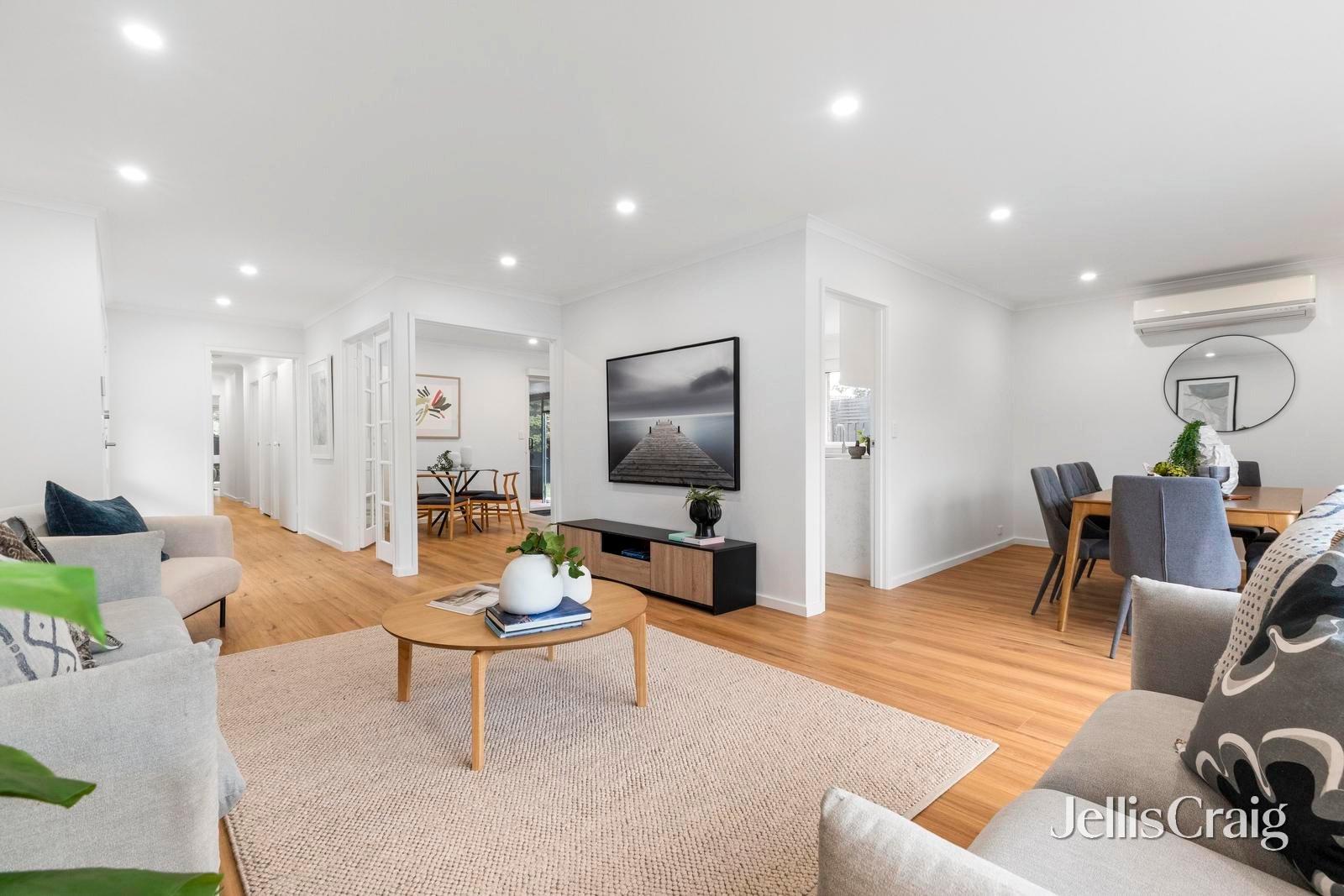 7 Cairn Grove, Glen&nbsp;Waverley image 2