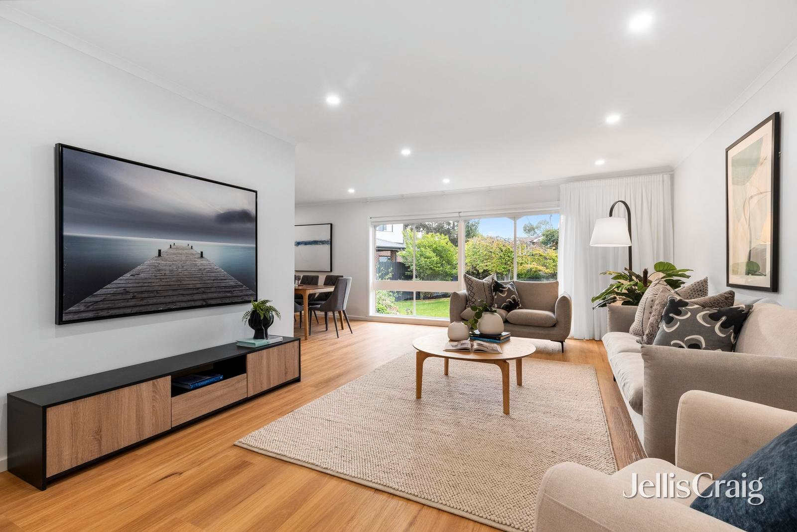 7 Cairn Grove, Glen&nbsp;Waverley image 3