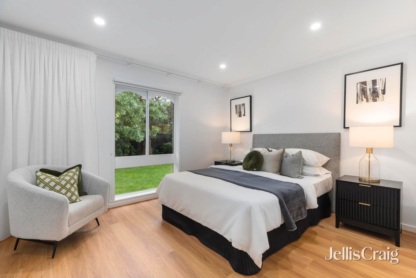 7 Cairn Grove, Glen&nbsp;Waverley image 6