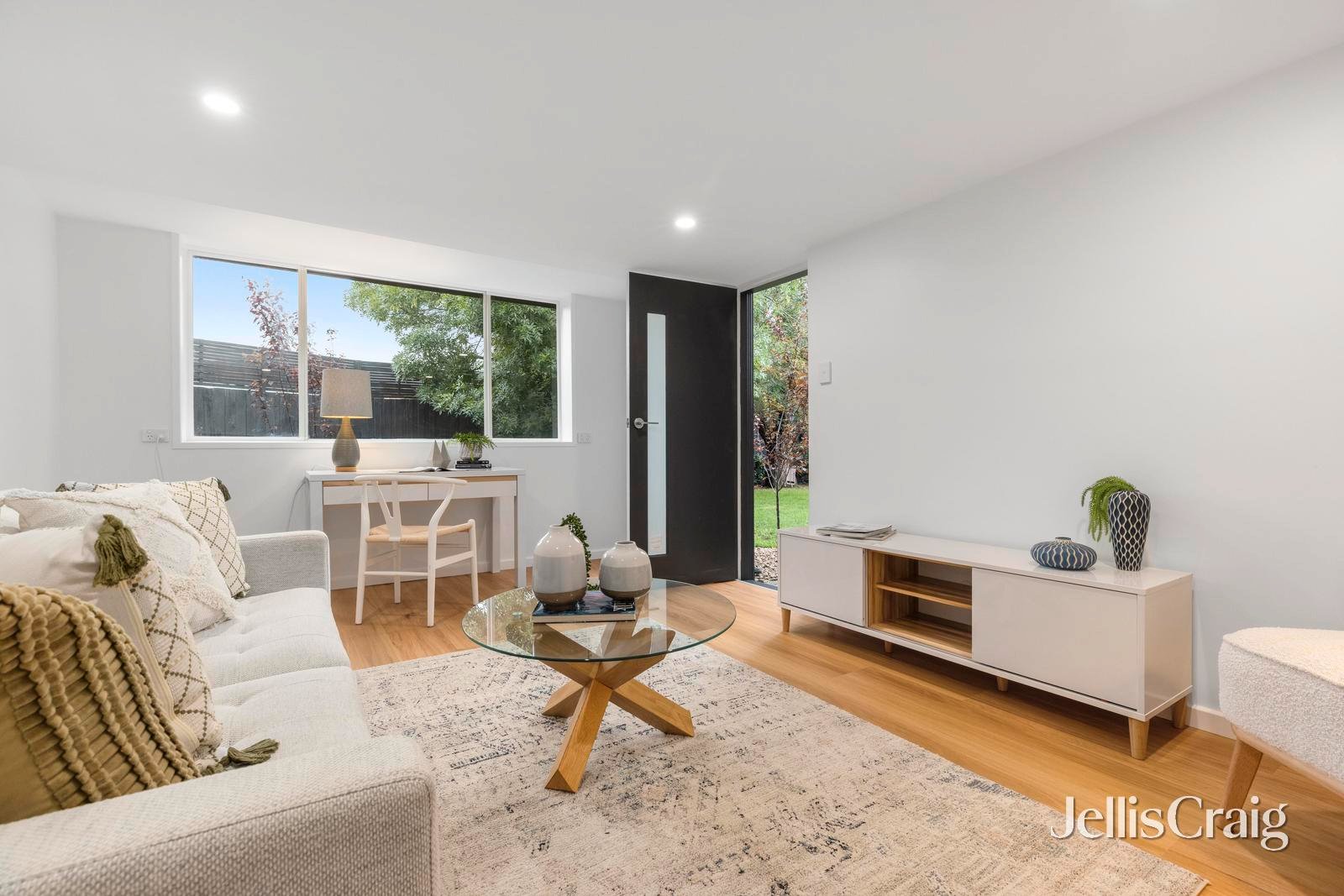 7 Cairn Grove, Glen&nbsp;Waverley image 11