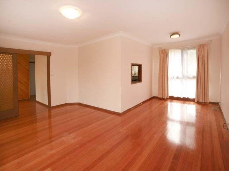 7 Camellia Court, Wheelers Hill image 3