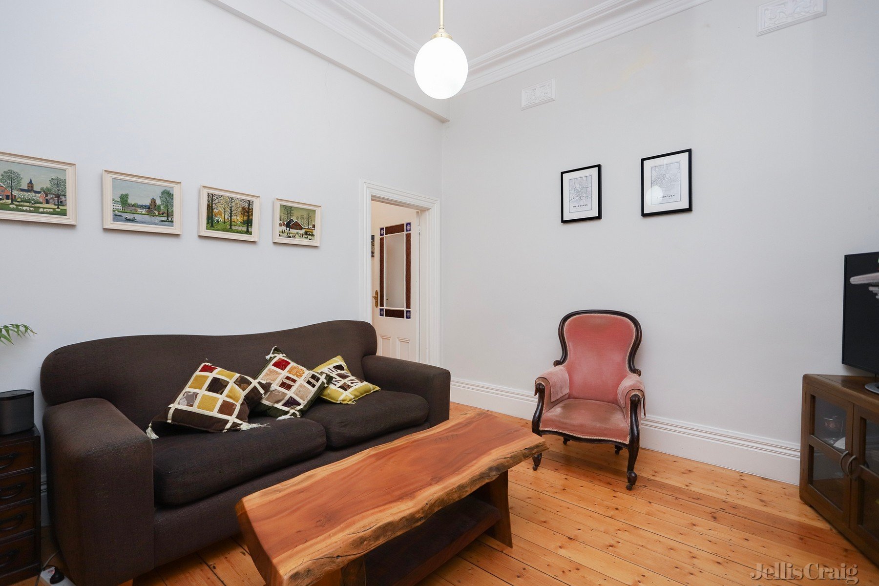 7 Campbell Grove, Northcote image 5