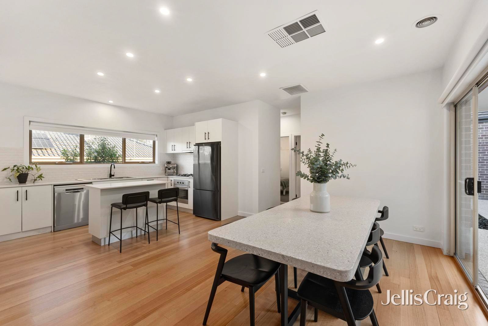 7 Canara Street, Doncaster&nbsp;East image 4