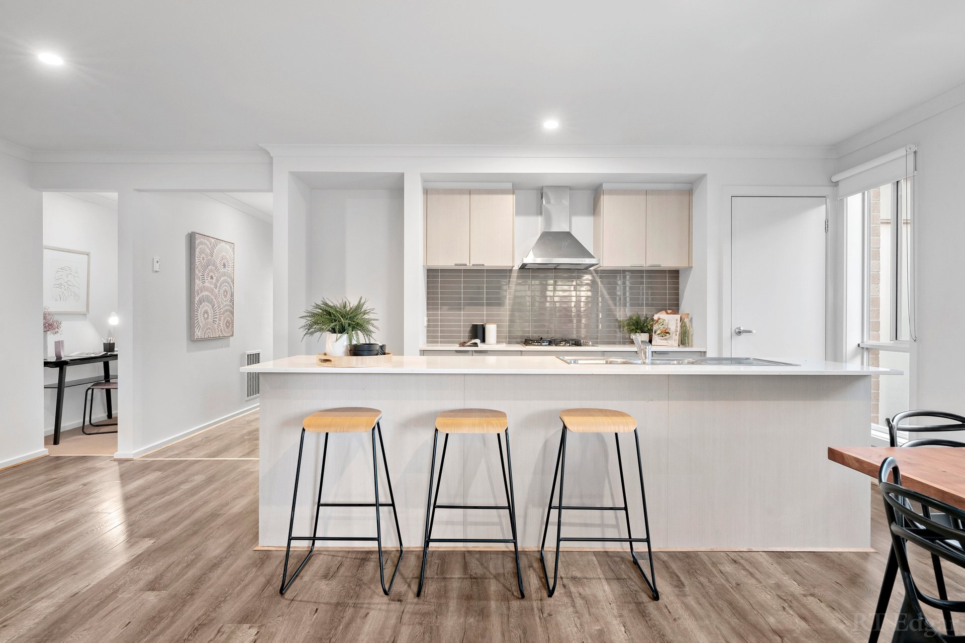 Property Gallery Thumbnail 5