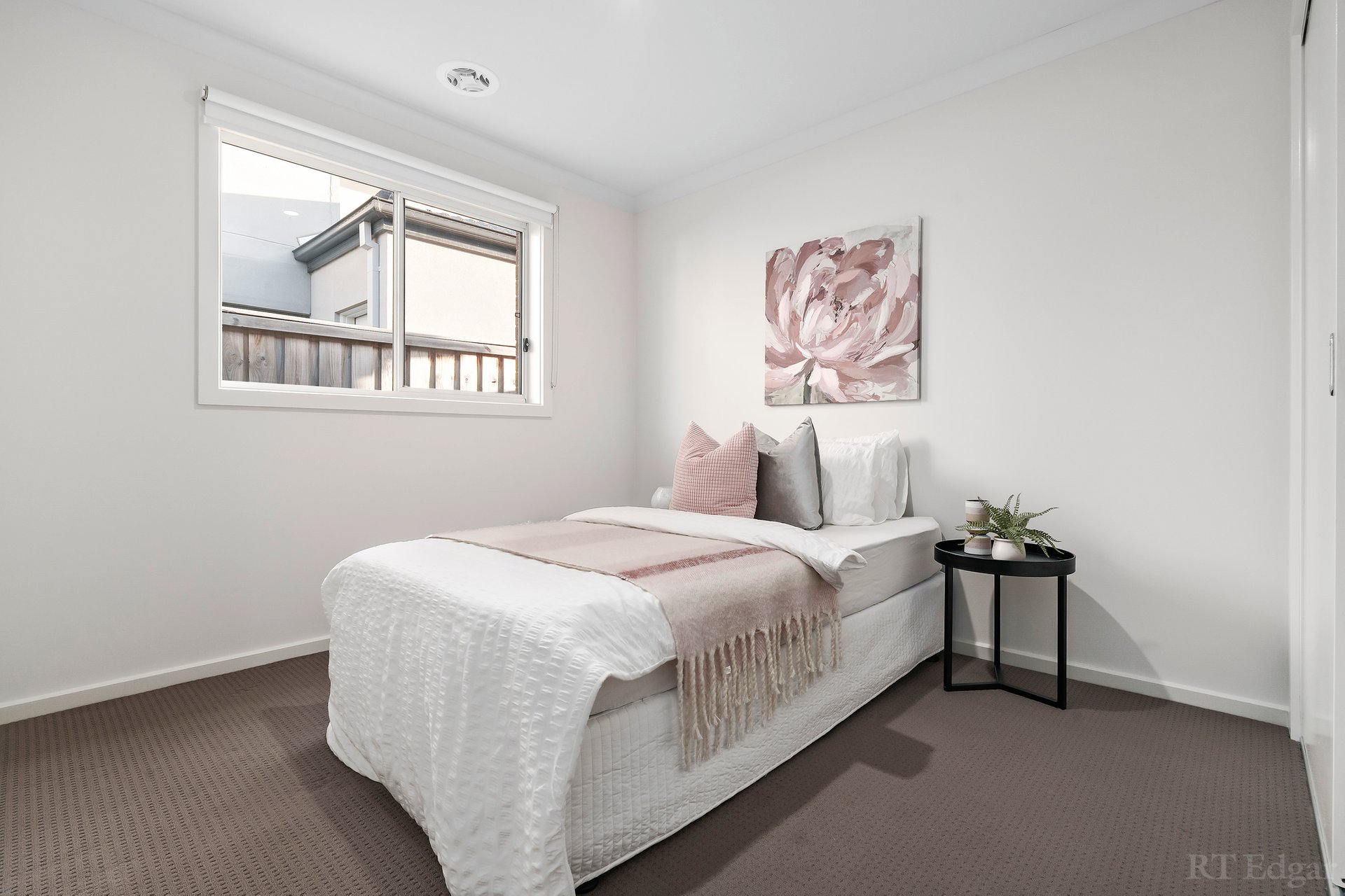 Property Gallery Thumbnail 10