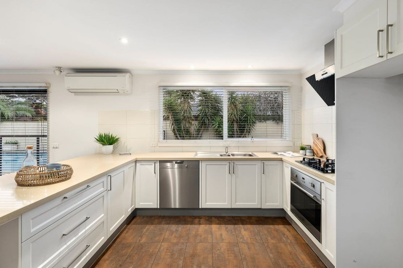 7 Carinya Avenue, Aspendale image 2