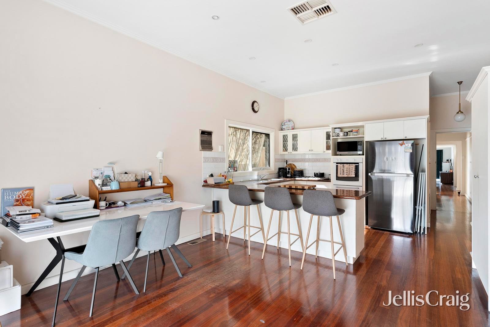 7 Carnarvon Road, Essendon image 7