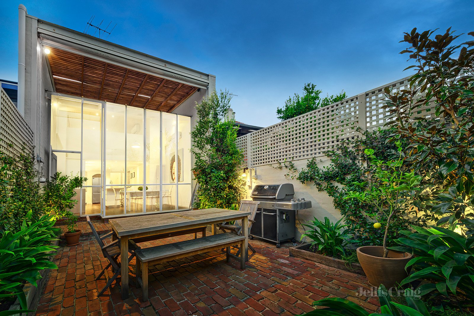 7 Cassell Street, South Yarra image 1