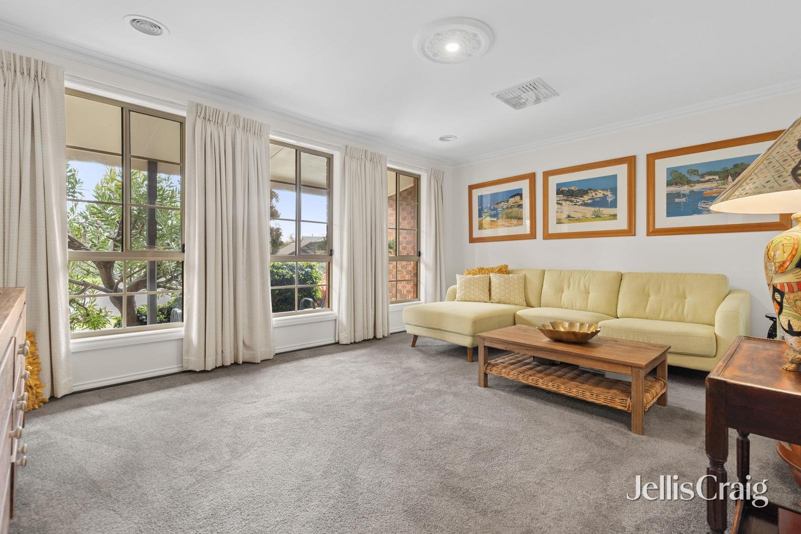 7 Castle Court, Ballarat East image 3