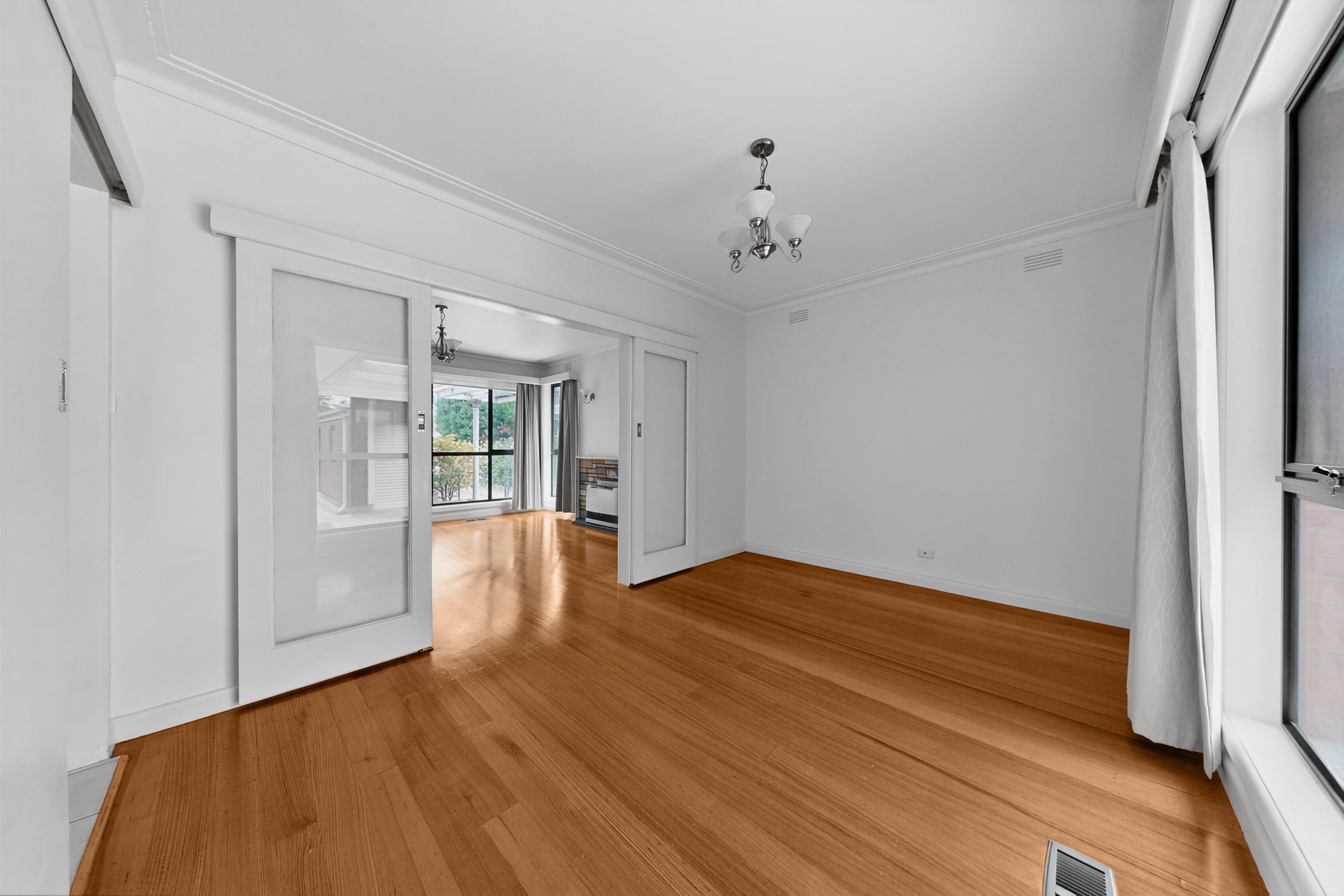 7 Catherine Road, Bentleigh East image 4