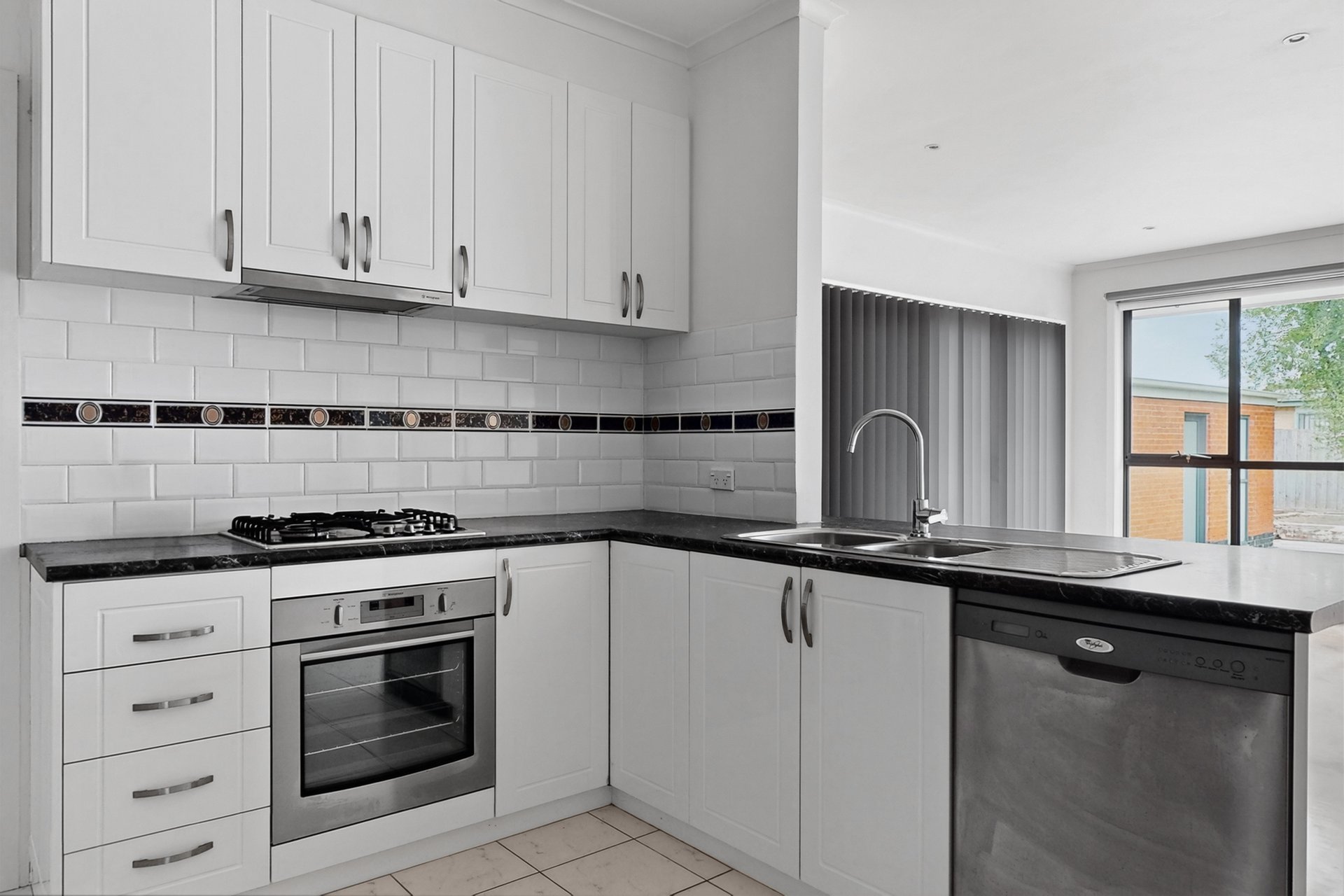 7 Catherine Road, Bentleigh East image 7