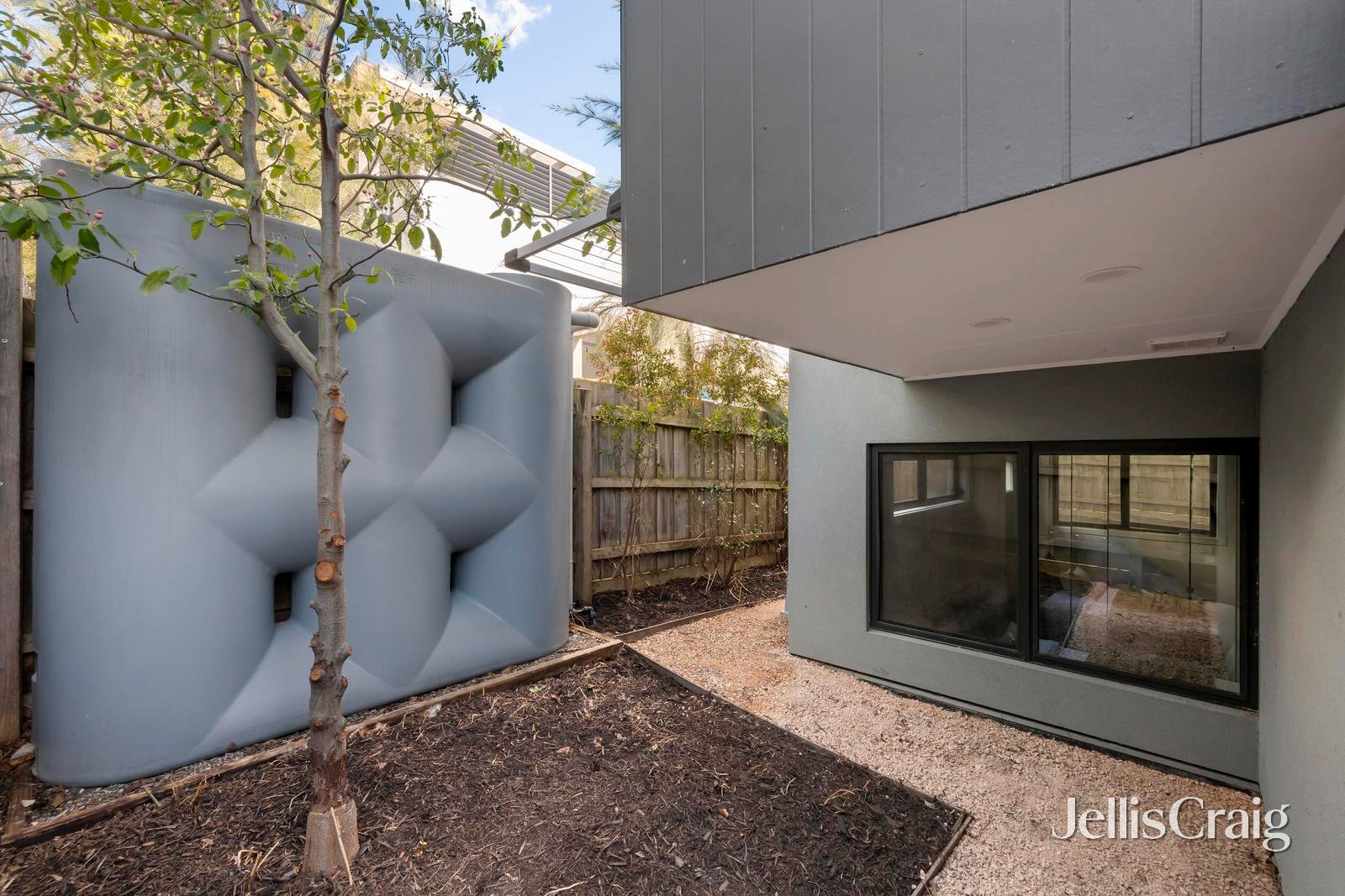 7 Charlie Close, Lilydale image 13