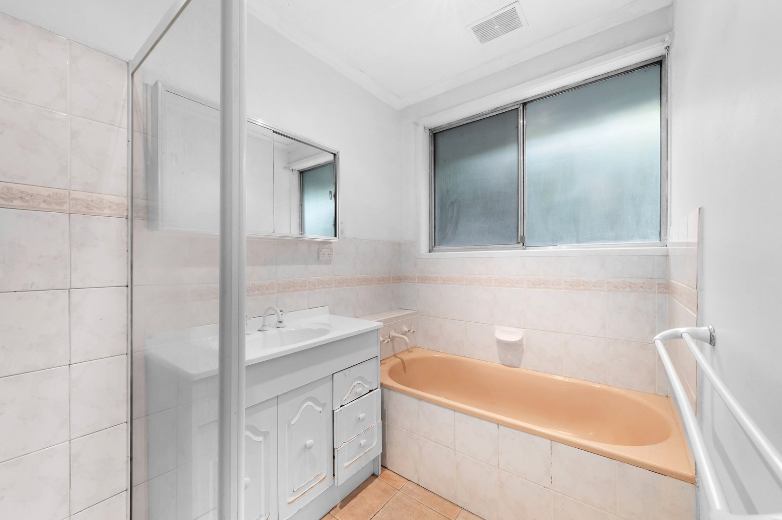 Property Gallery Thumbnail 8
