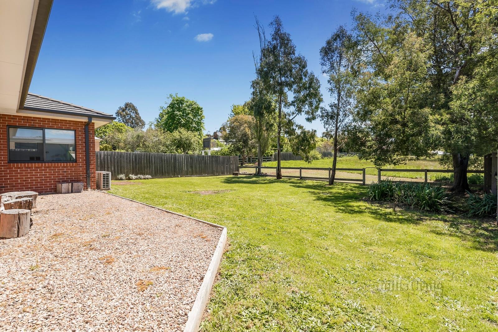 7 Coach House Boulevard, Woodend image 15