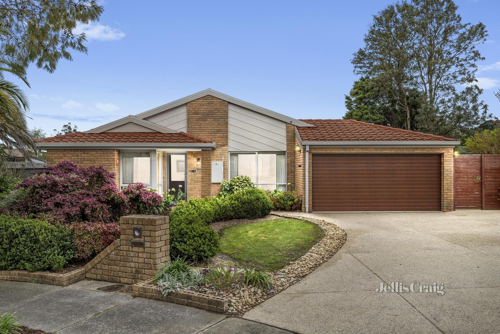 7 Colesbourne Court, Kilsyth South image 1