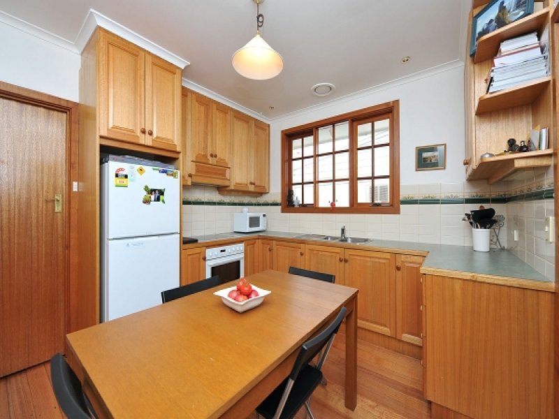 7 College Street,, Williamstown image 3