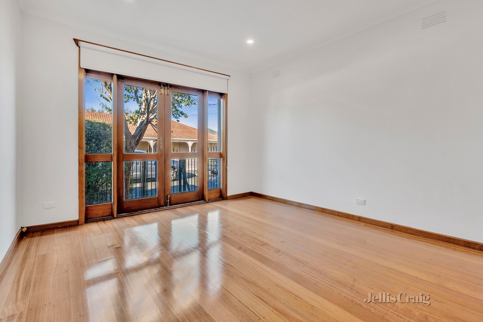 7 College Street, Williamstown image 2