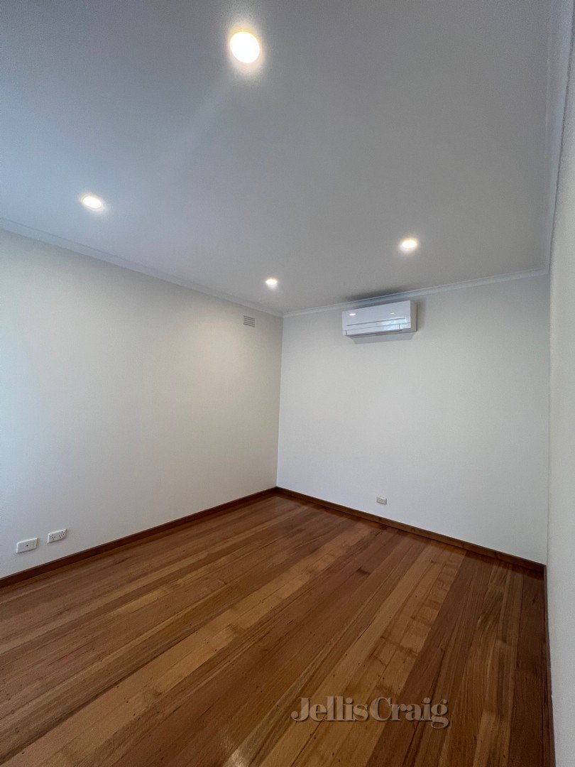 7 College Street, Williamstown image 12