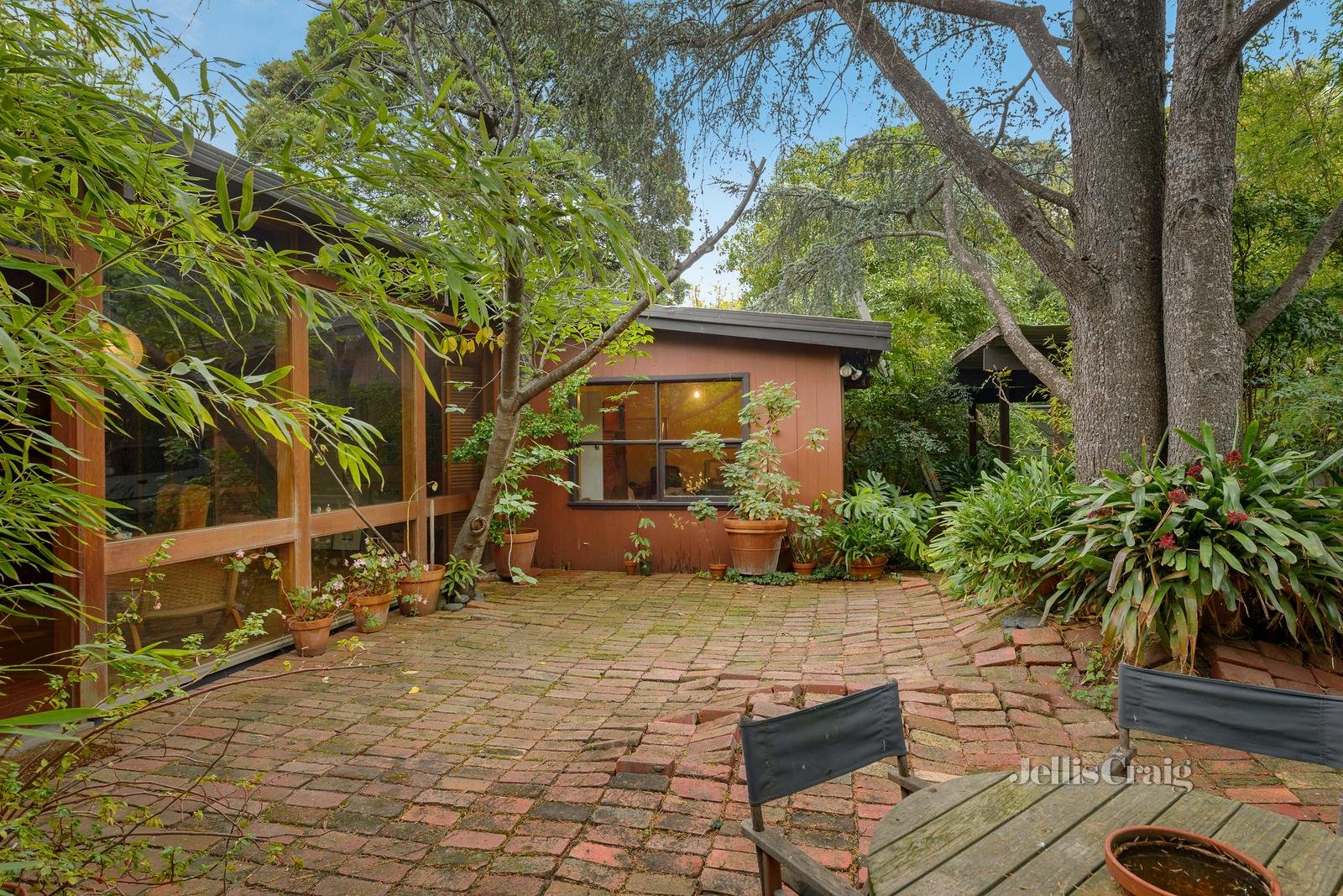7 Compton Street, Glen Waverley image 6