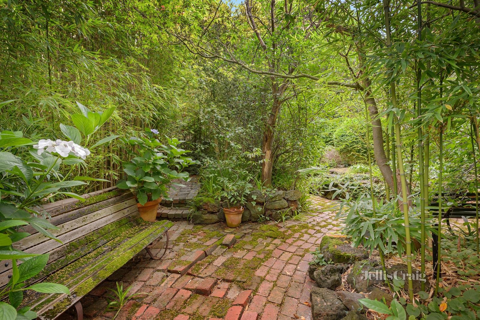 7 Compton Street, Glen Waverley image 8